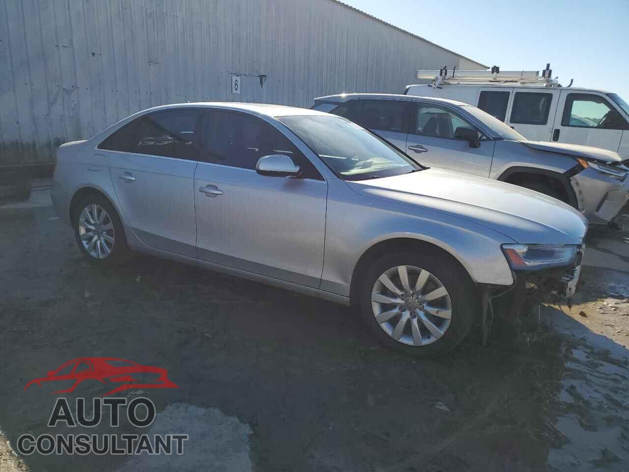 AUDI A4 2013 - WAUBFAFL7DA161232