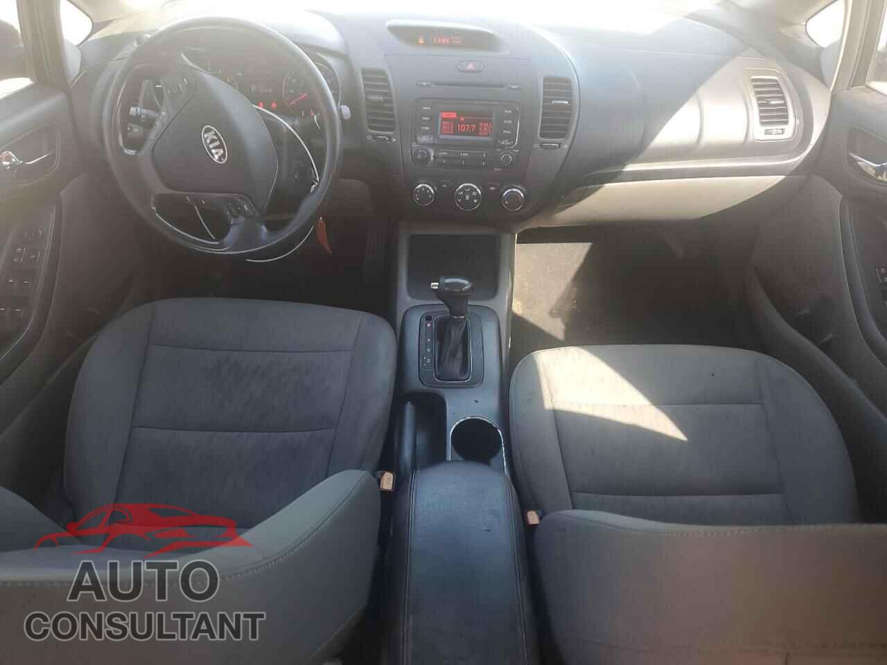 KIA FORTE 2015 - KNAFK4A65F5348917