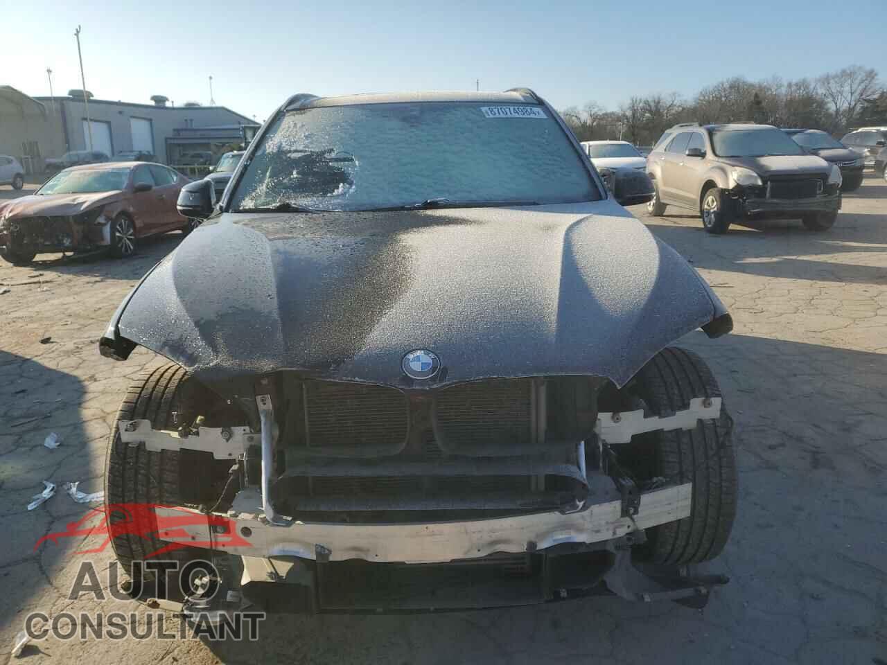 BMW X5 2015 - 5UXKR0C55F0K71309