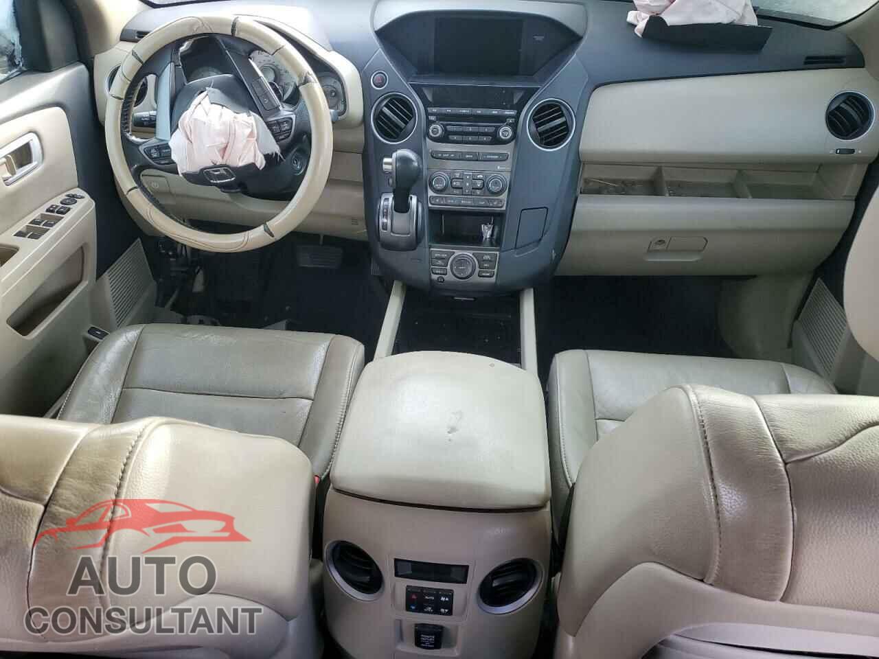 HONDA PILOT 2015 - 5FNYF3H72FB005487