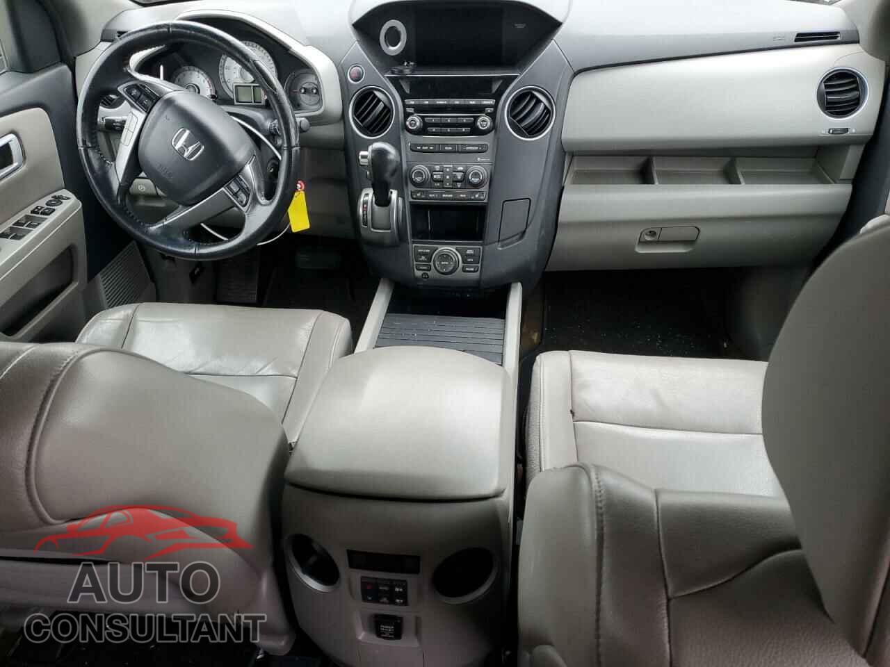 HONDA PILOT 2013 - 5FNYF3H76DB030020
