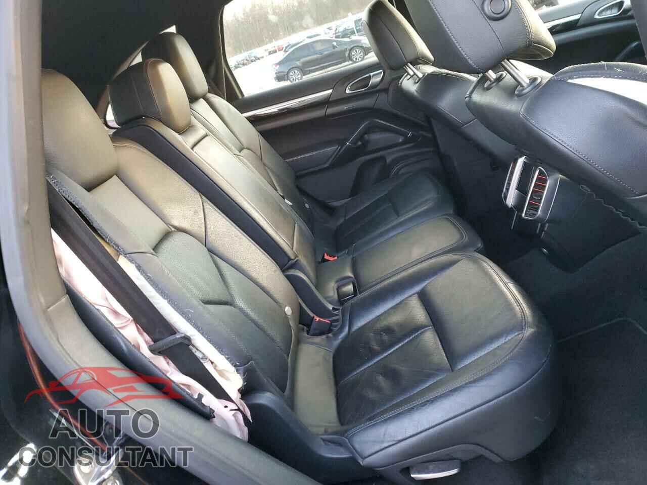 PORSCHE CAYENNE 2013 - WP1AF2A27DLA35877
