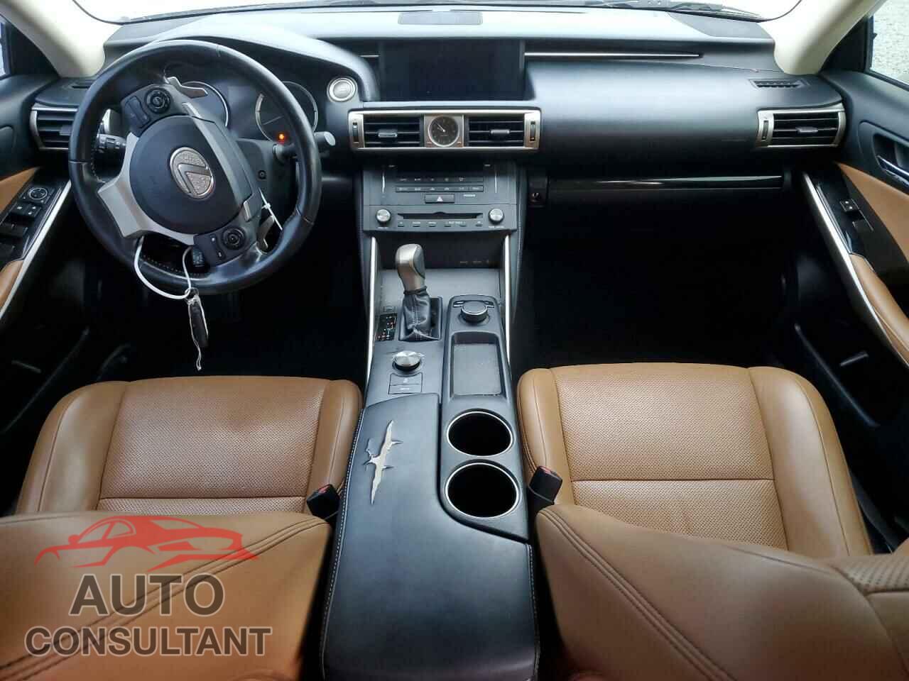 LEXUS IS 2016 - JTHBA1D27G5019390