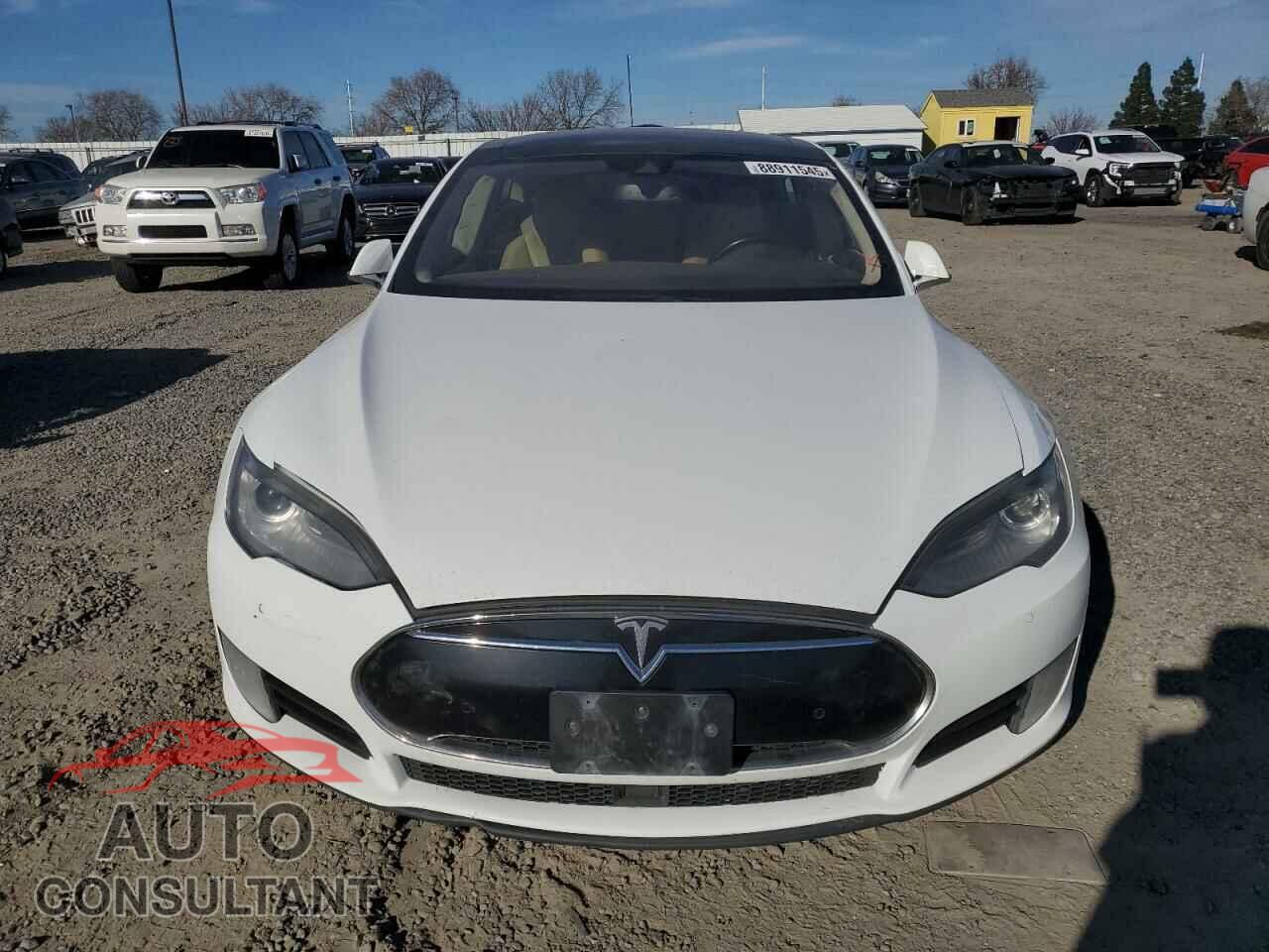 TESLA MODEL S 2015 - 5YJSA1S27FF095872