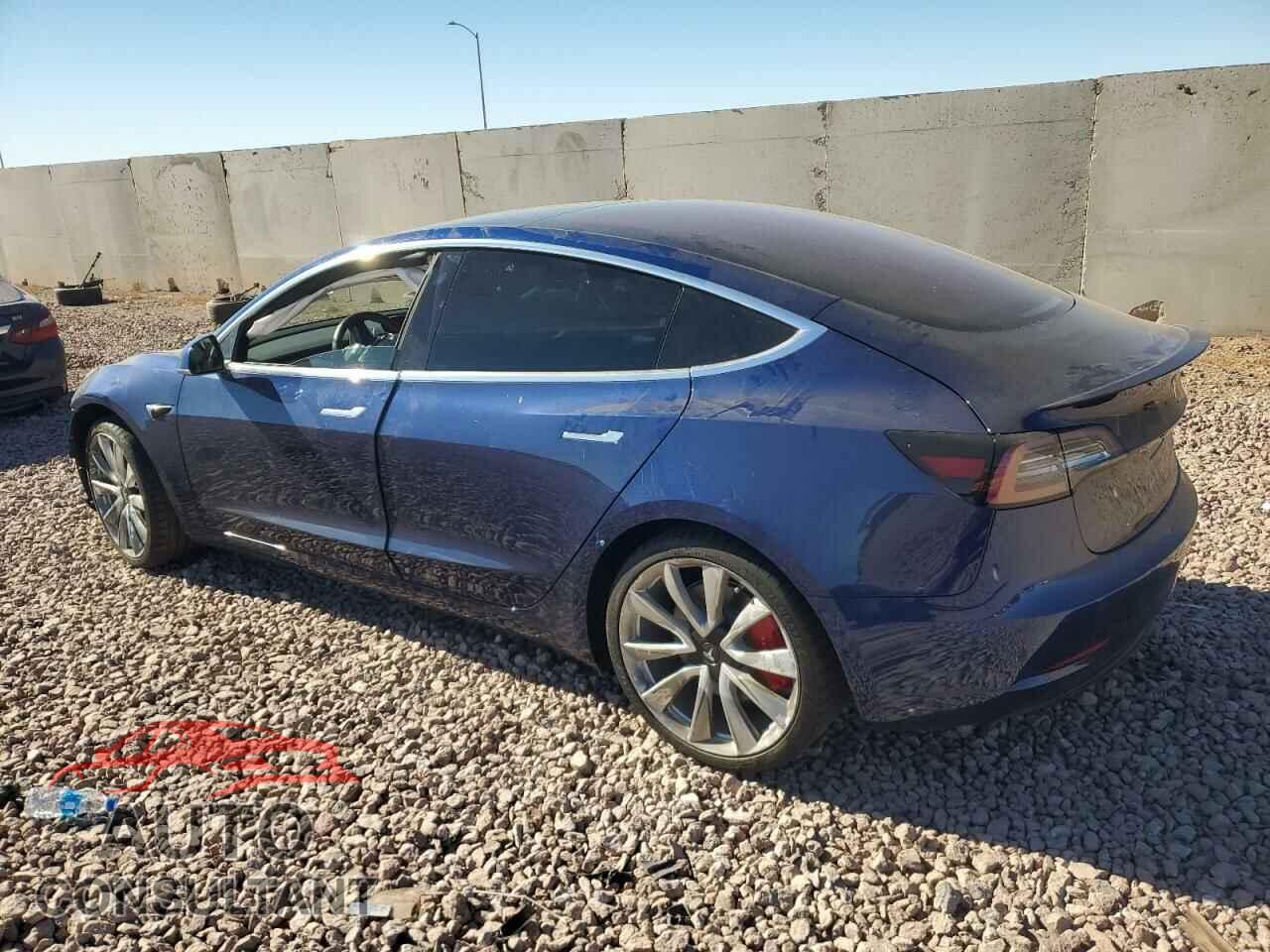 TESLA MODEL 3 2019 - 5YJ3E1EB2KF231386