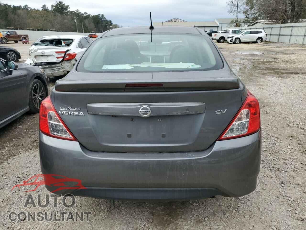 NISSAN VERSA 2019 - 3N1CN7AP7KL806123
