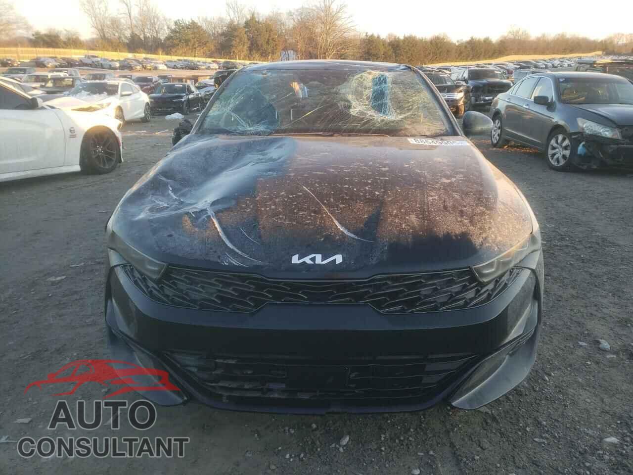 KIA K5 2023 - 5XXG64J28PG215543