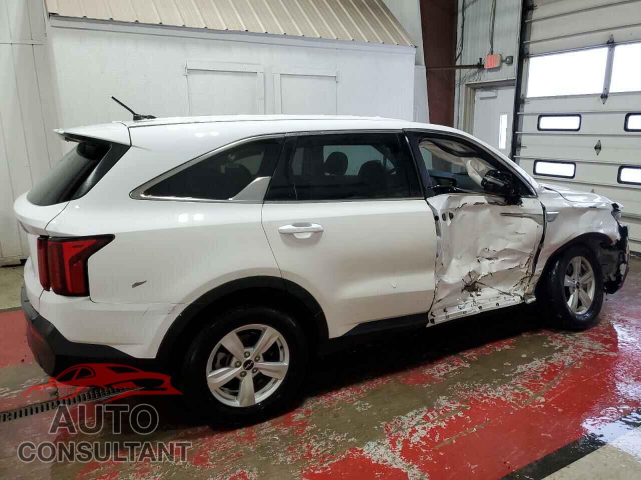 KIA SORENTO 2023 - 5XYRG4LCXPG200632