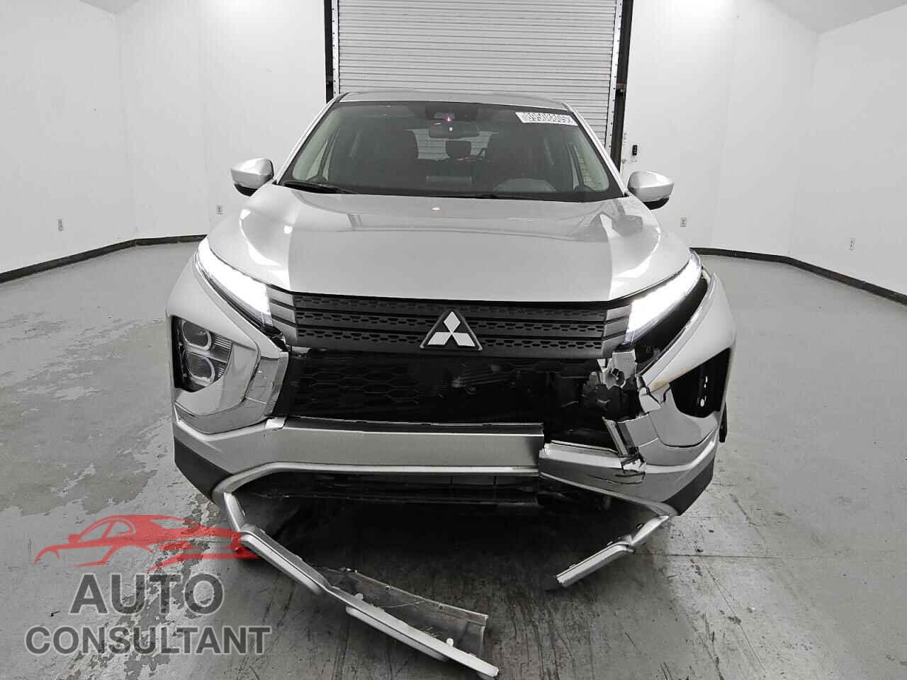 MITSUBISHI ECLIPSE 2024 - JA4ATWAAXRZ043351