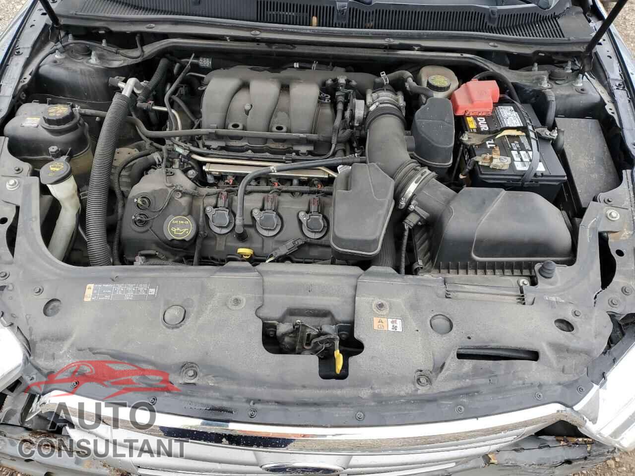 FORD TAURUS 2015 - 1FAHP2E85FG180106