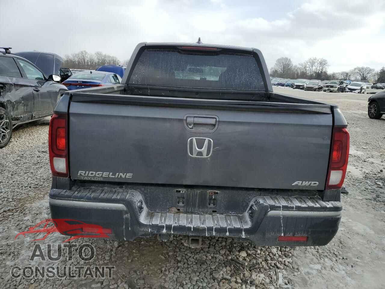 HONDA RIDGELINE 2017 - 5FPYK3F67HB025220