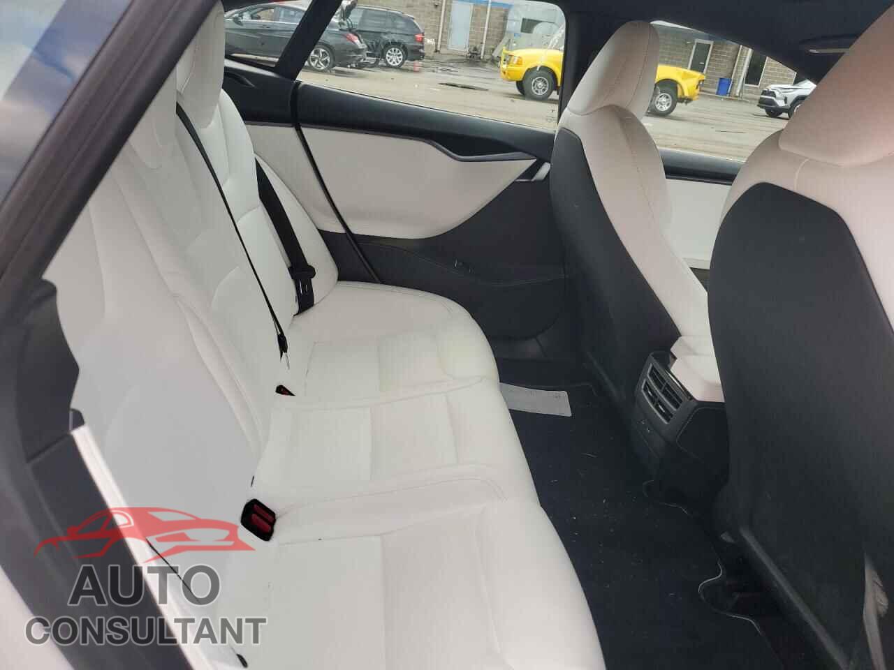TESLA MODEL S 2020 - 5YJSA1E27LF397556