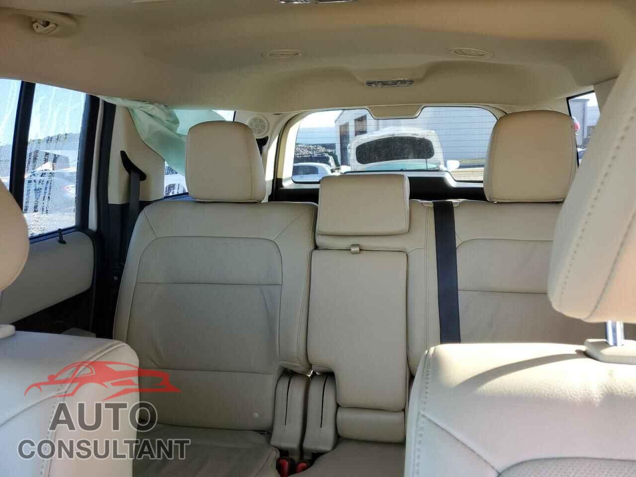 FORD FLEX 2017 - 2FMGK5D82HBA00691