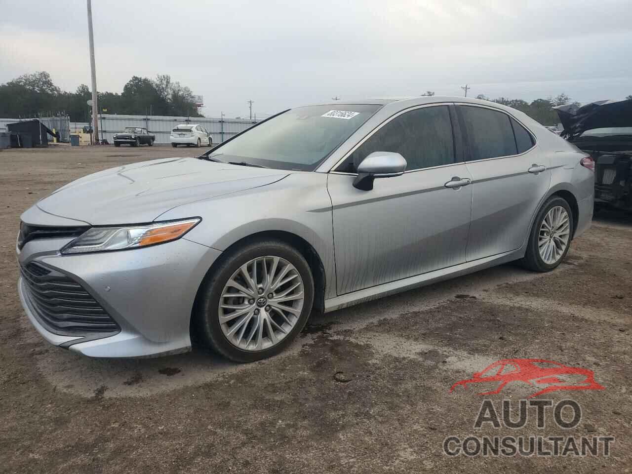 TOYOTA CAMRY 2018 - 4T1B11HKXJU090569