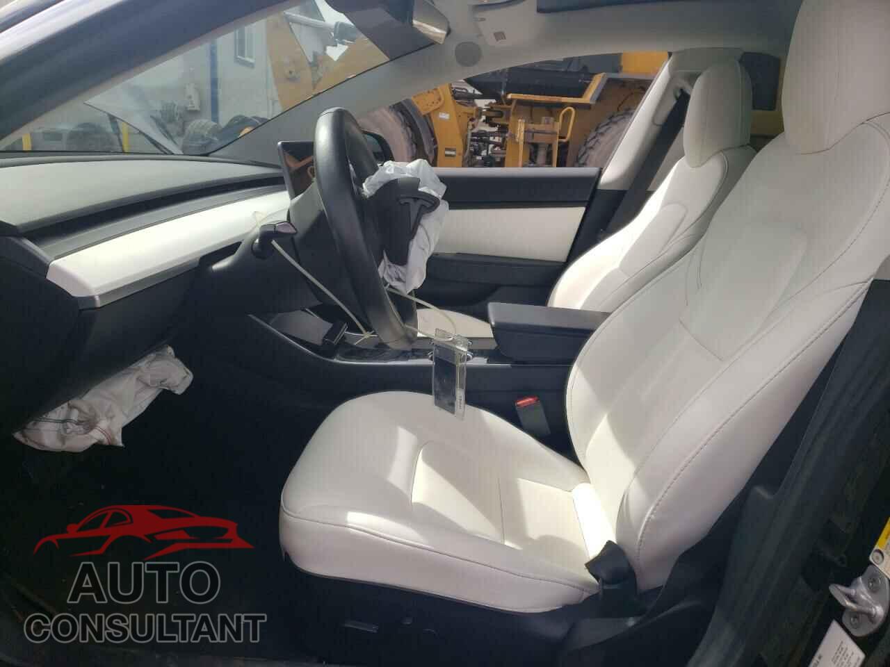 TESLA MODEL 3 2019 - 5YJ3E1EA3KF314767