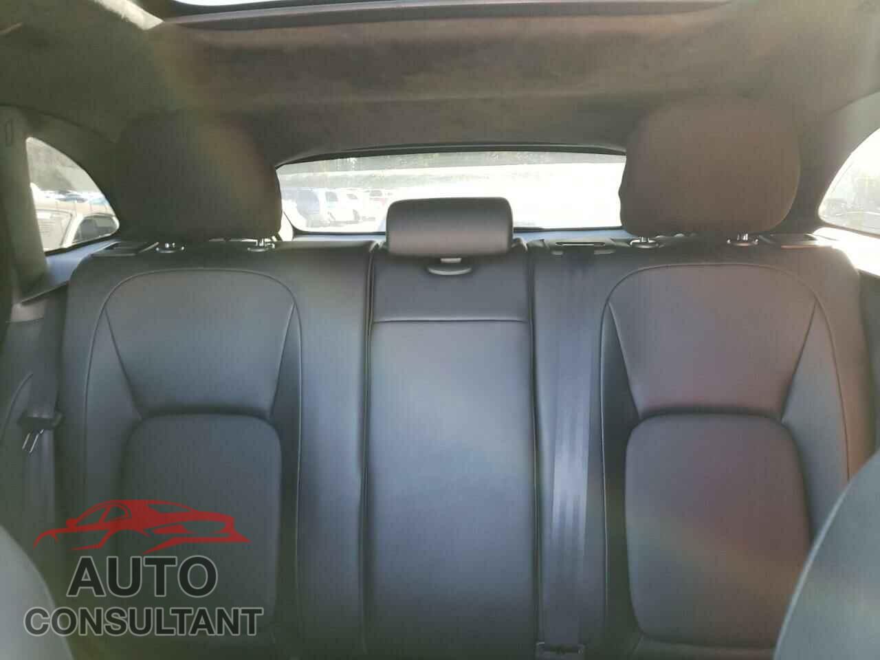 JAGUAR F-PACE 2019 - SADCJ2FX1KA609299