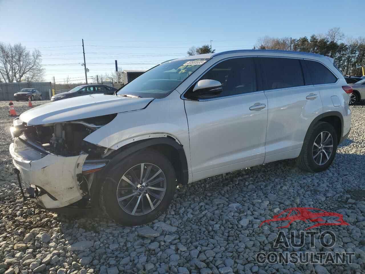 TOYOTA HIGHLANDER 2017 - 5TDKZRFH2HS513159