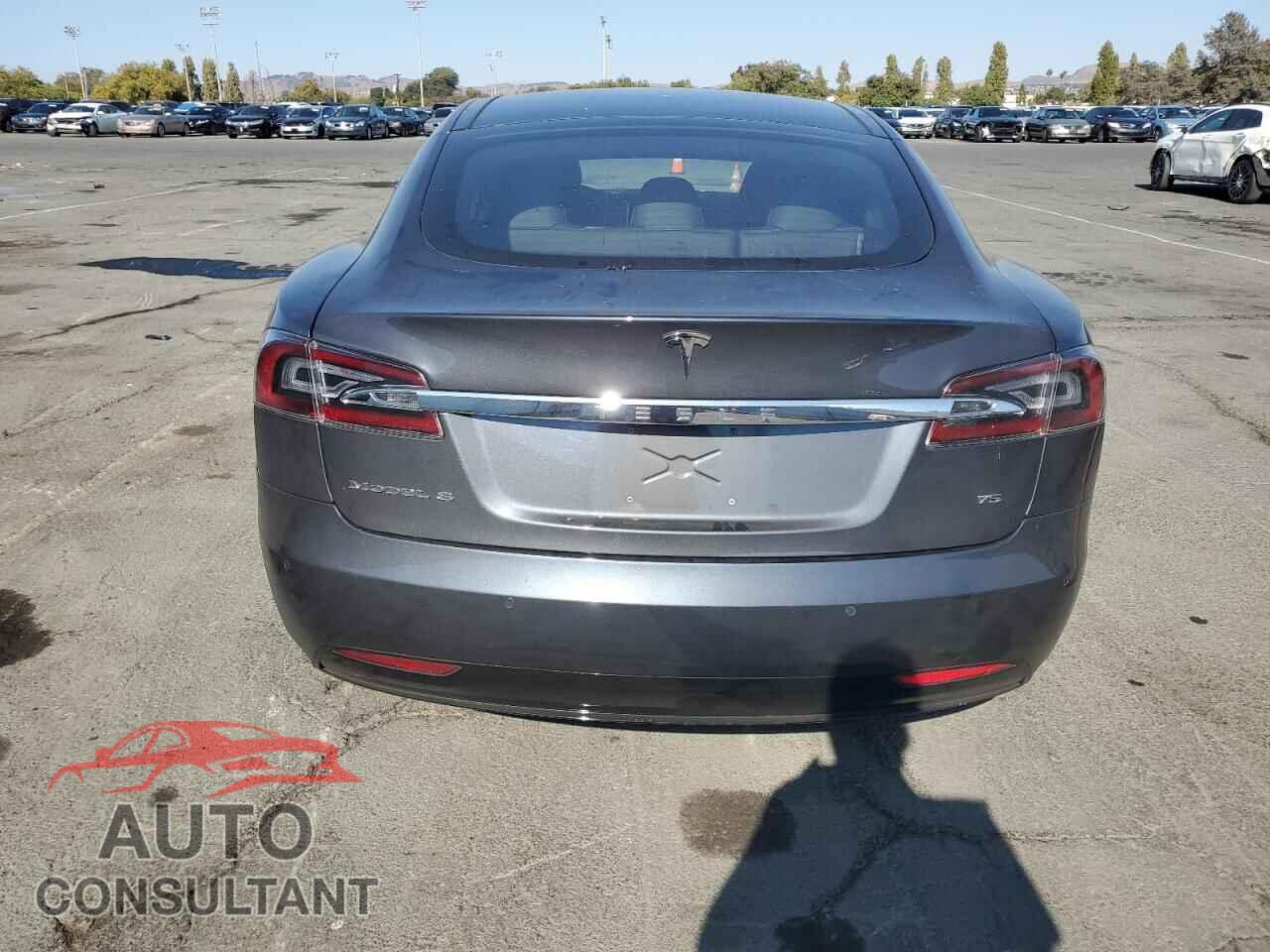 TESLA MODEL S 2017 - 5YJSA1E18HF218567