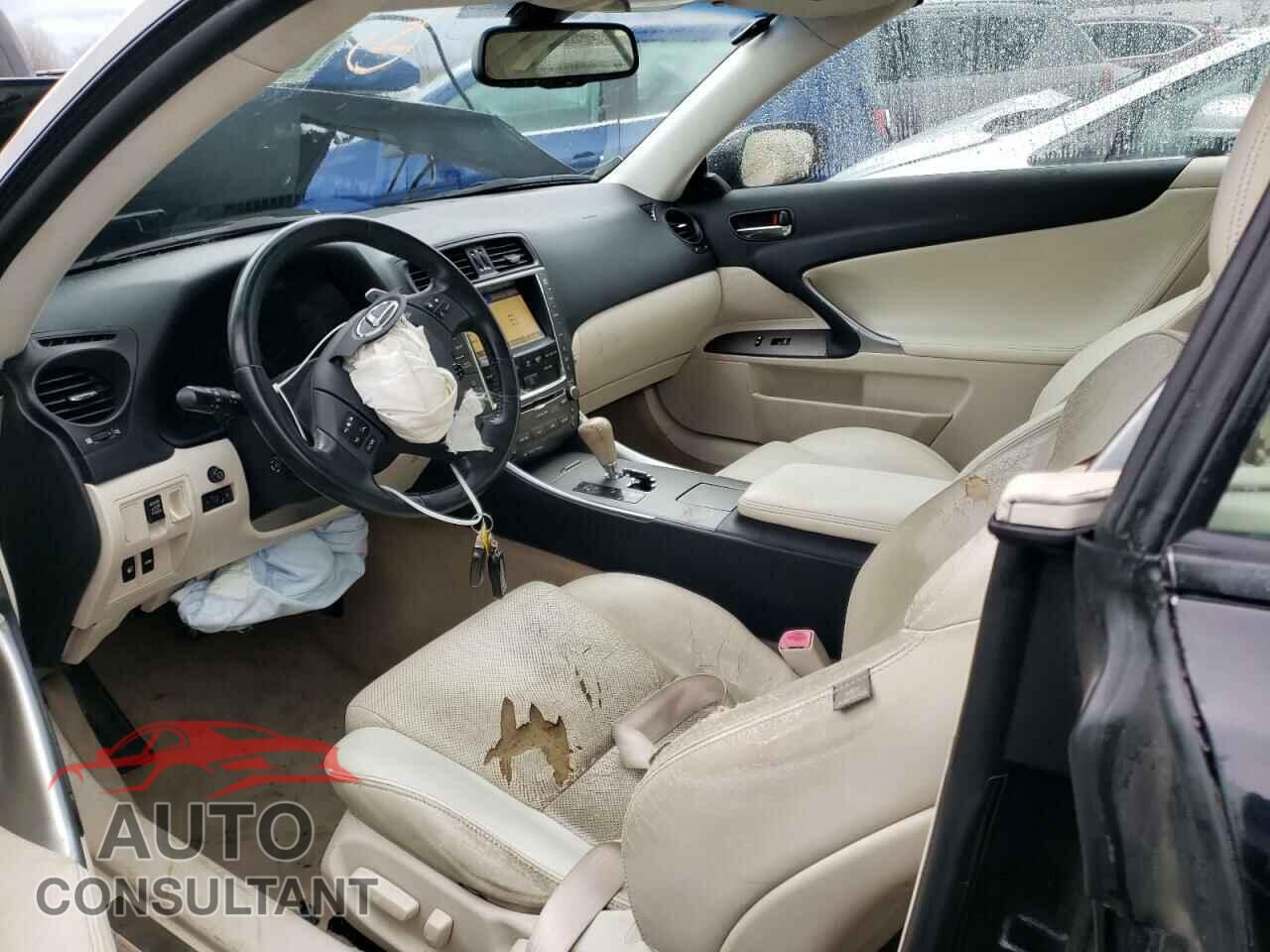 LEXUS IS 2010 - JTHFE2C28A2502683