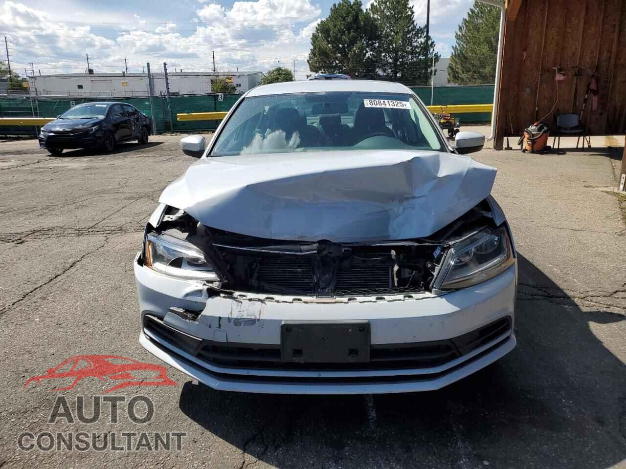 VOLKSWAGEN JETTA 2017 - 3VW2B7AJ9HM388421