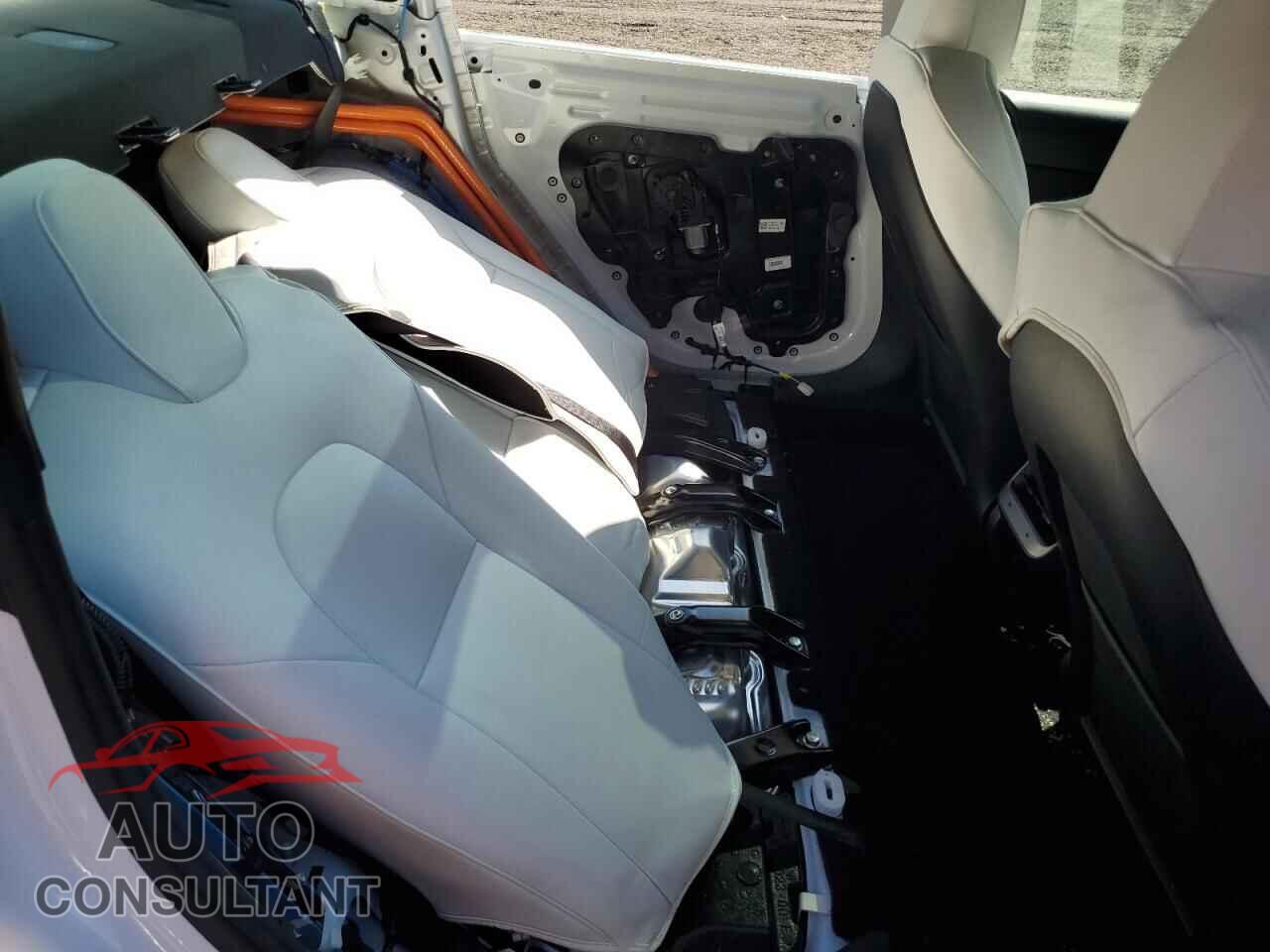 TESLA MODEL 3 2023 - 5YJ3E1EB1PF696698