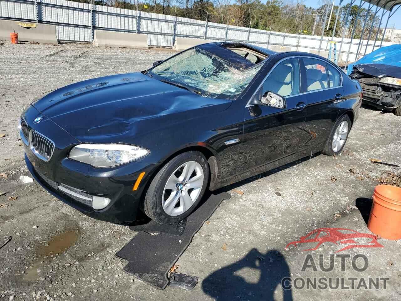 BMW 5 SERIES 2013 - WBAXG5C58DDY31398