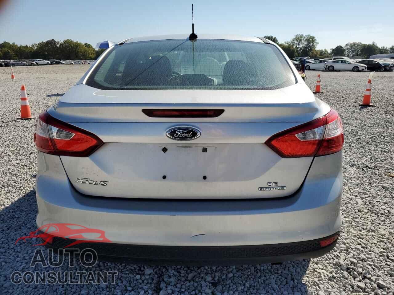 FORD FOCUS 2014 - 1FADP3F21EL419199