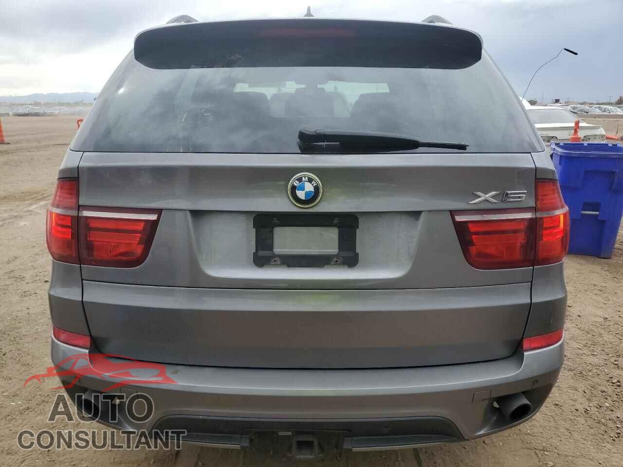BMW X5 2011 - 5UXZW0C58BL369864
