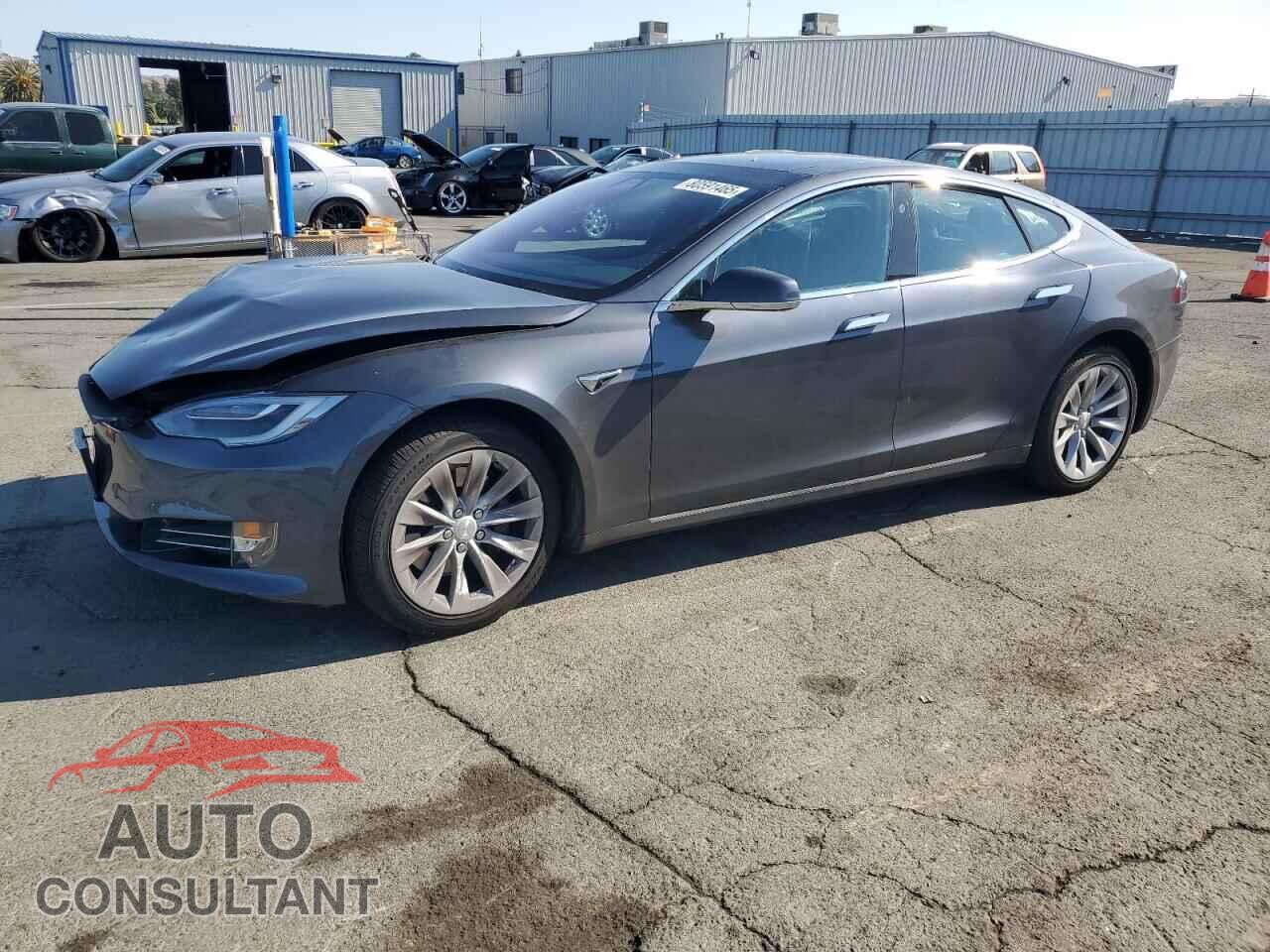 TESLA MODEL S 2017 - 5YJSA1E18HF218567