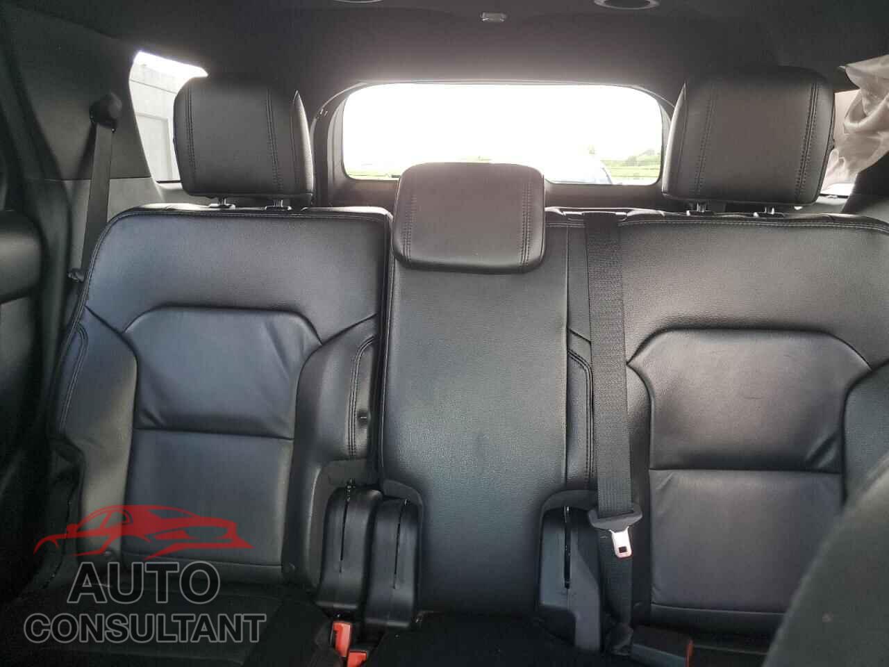 FORD EXPLORER 2018 - 1FM5K7D80JGA30466