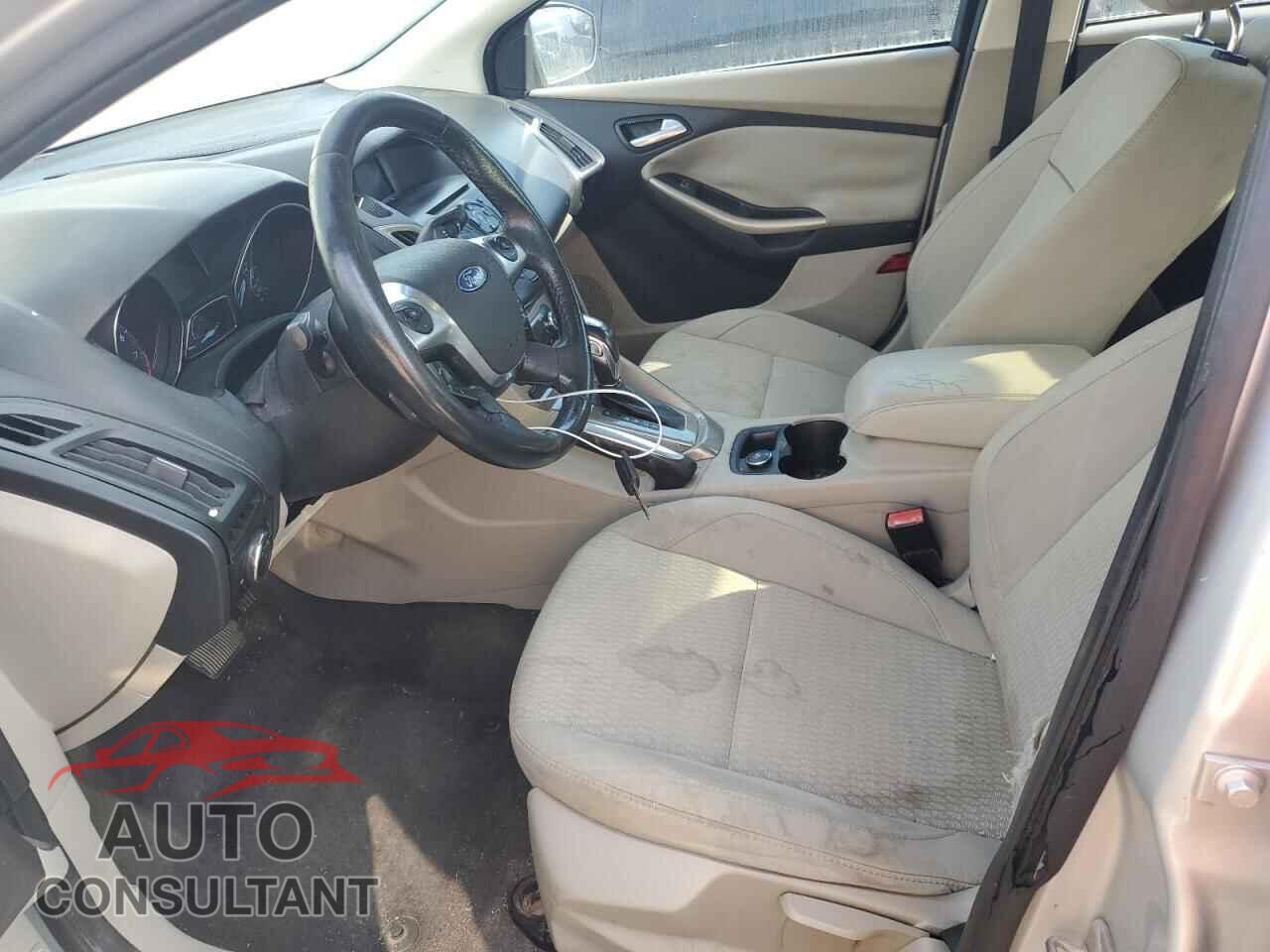 FORD FOCUS 2012 - 1FAHP3H26CL185086