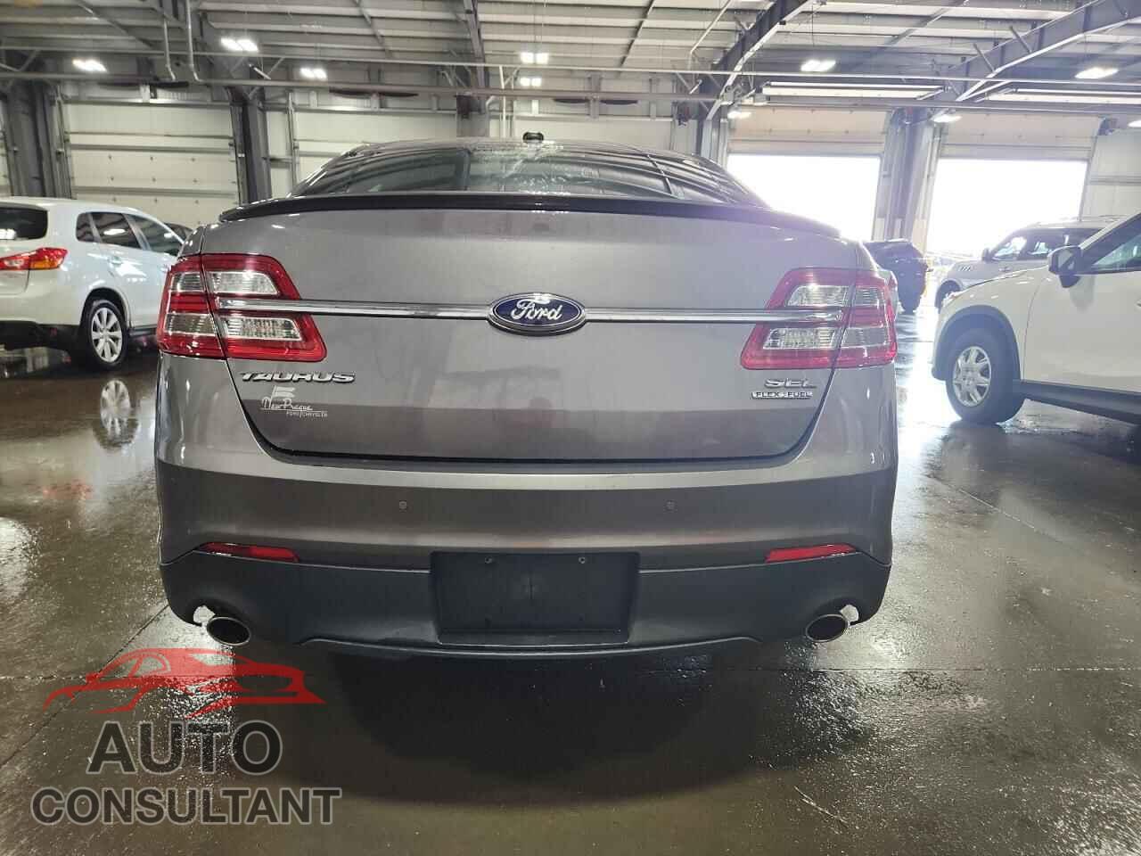 FORD TAURUS 2013 - 1FAHP2E86DG192875