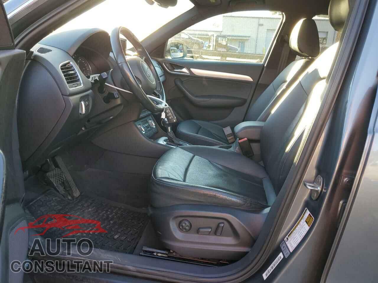 AUDI Q3 2015 - WA1EFCFS0FR011237