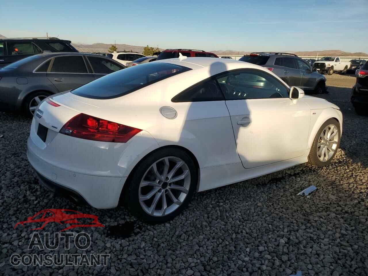 AUDI TT 2015 - TRUBFAFK5F1000560