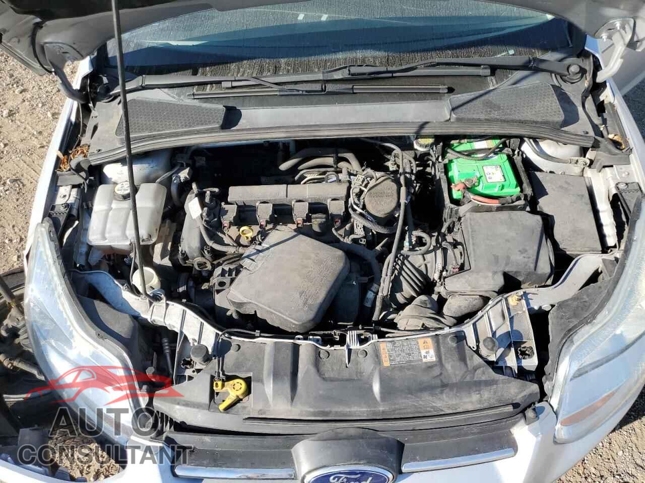 FORD FOCUS 2014 - 1FADP3K2XEL458671