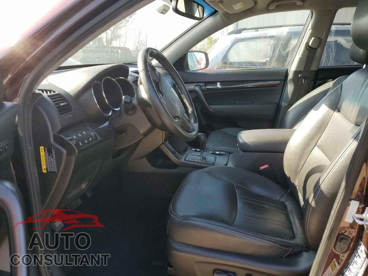 KIA SORENTO 2012 - 5XYKUDA68CG300150