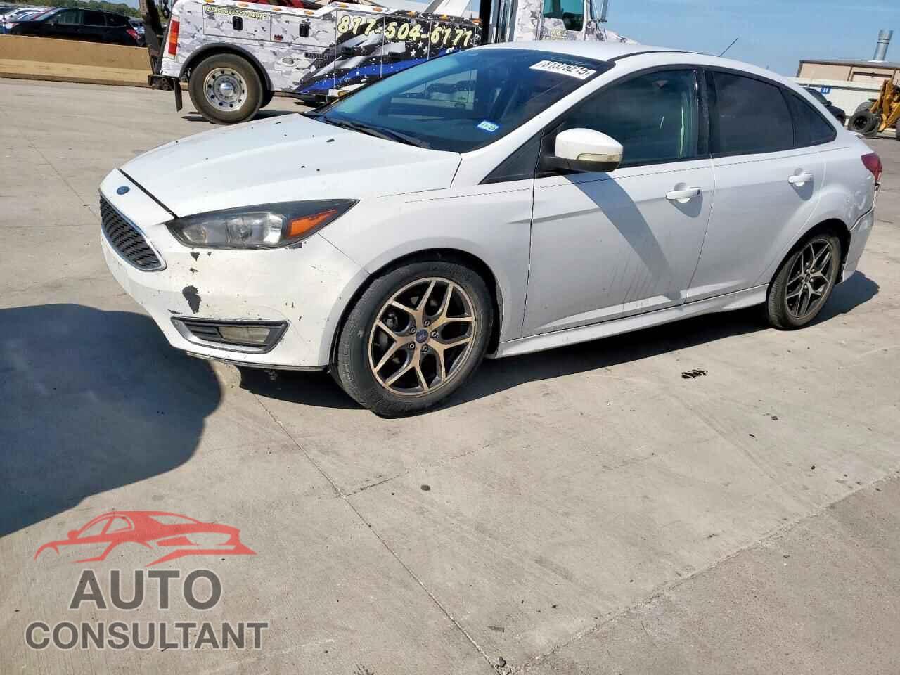 FORD FOCUS 2015 - 1FADP3F25FL311556