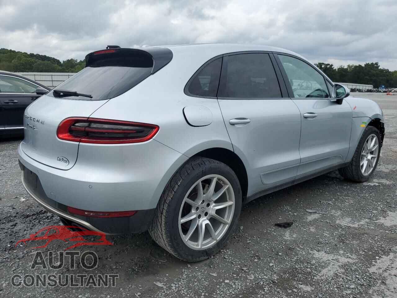 PORSCHE MACAN 2016 - WP1AB2A53GLB47733
