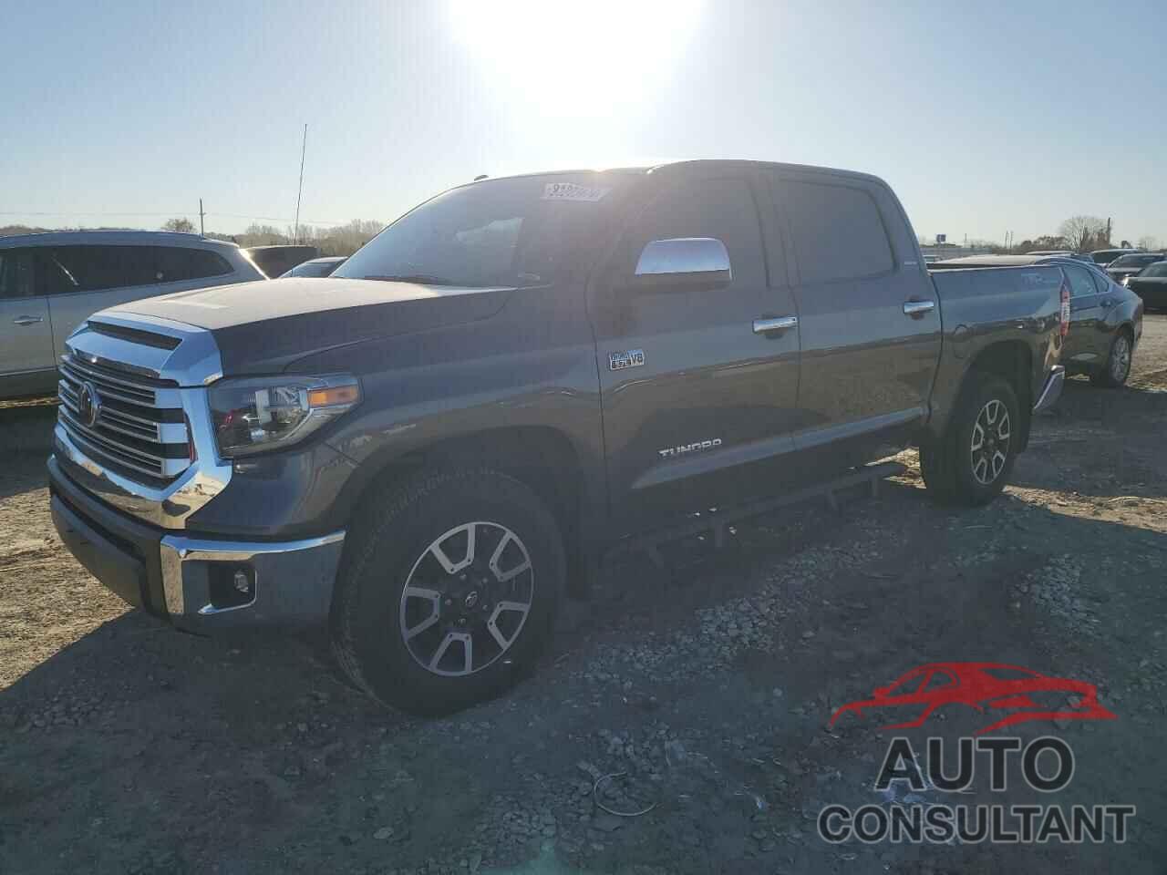 TOYOTA TUNDRA 2018 - 5TFHW5F18JX710156