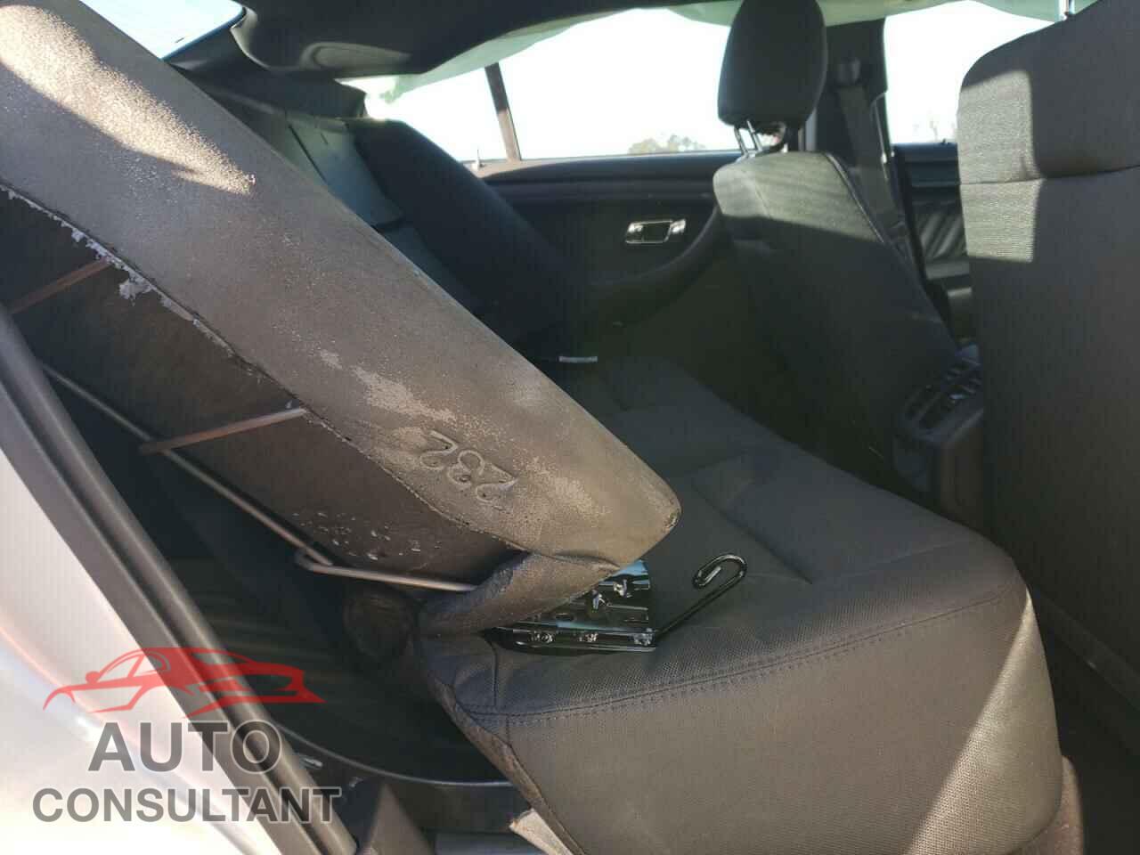 FORD TAURUS 2019 - 1FAHP2MK0KG113372