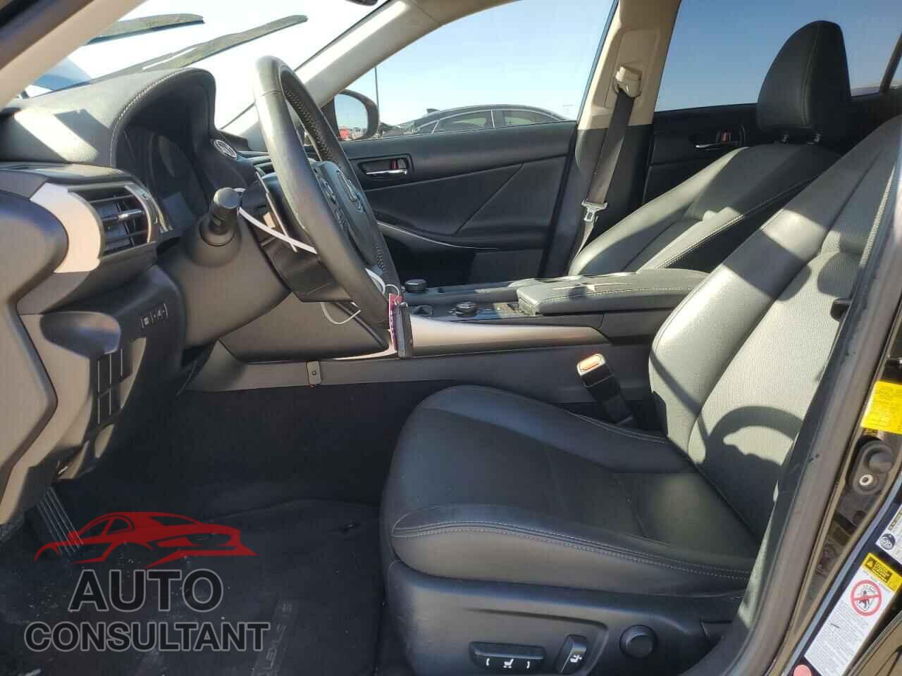 LEXUS IS 2014 - JTHBF1D2XE5037509