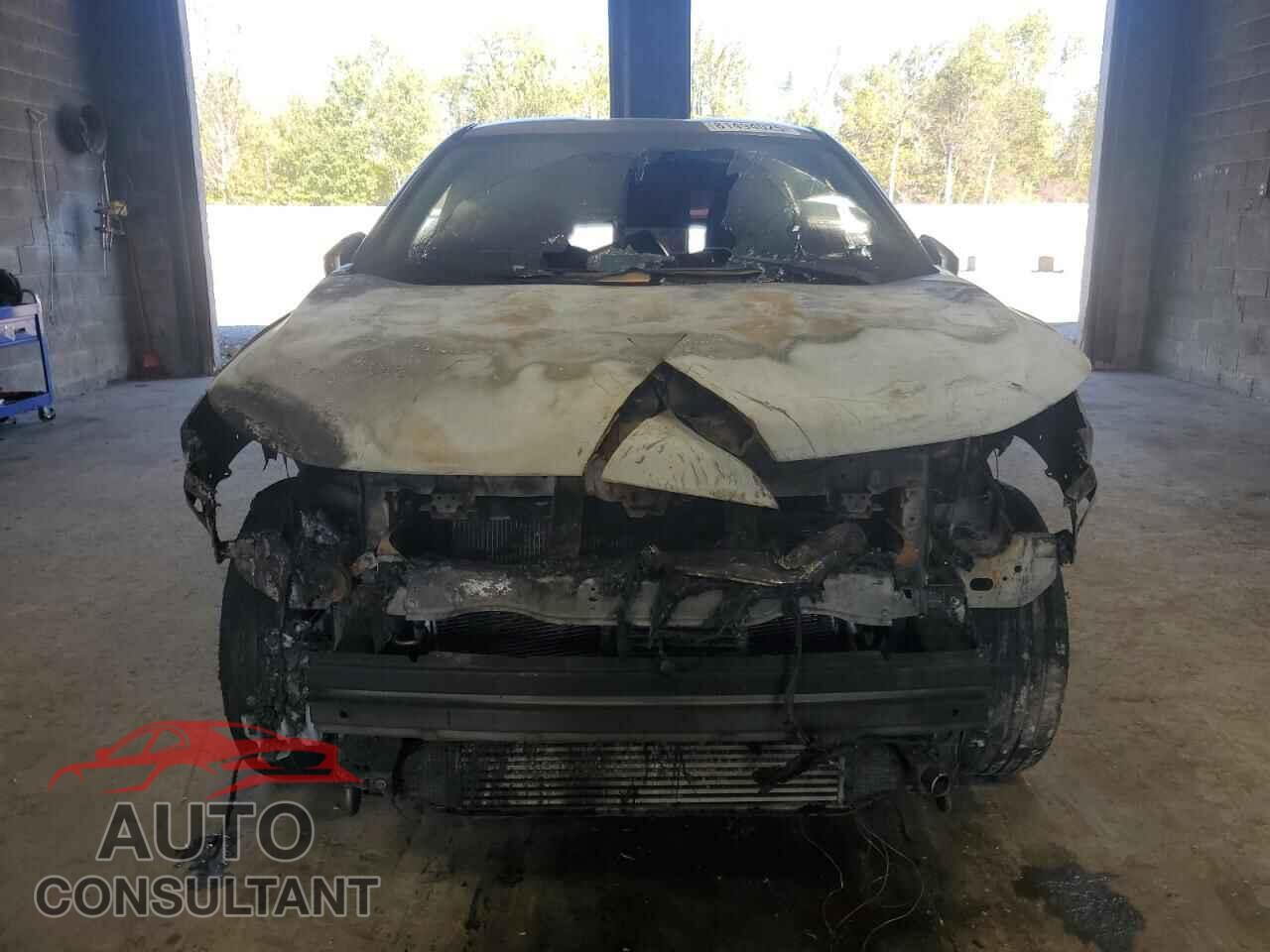 MITSUBISHI ECLIPSE 2019 - JA4AT5AA7KZ018486