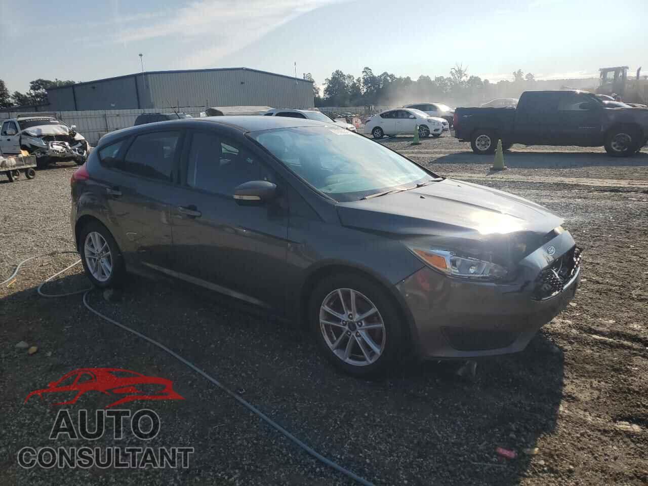 FORD FOCUS 2017 - 1FADP3K20HL279009