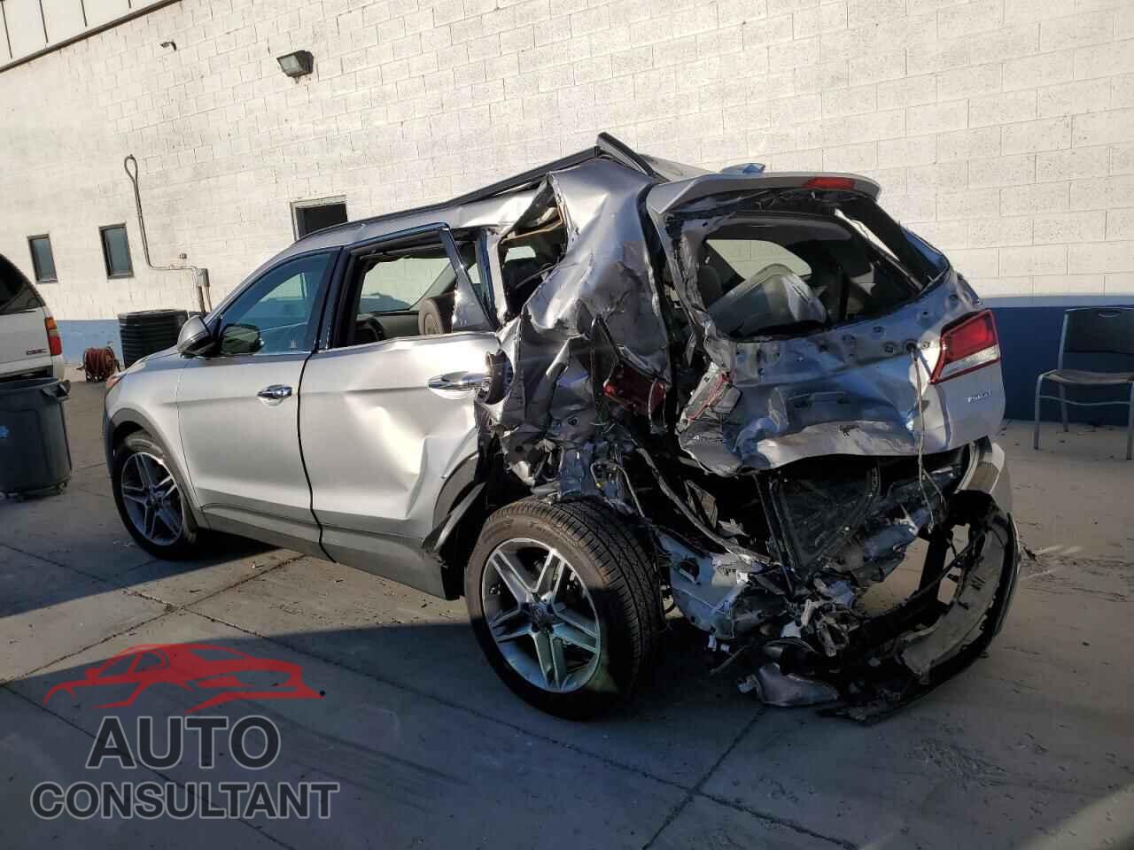 HYUNDAI SANTA FE 2017 - KM8SR4HF8HU218427
