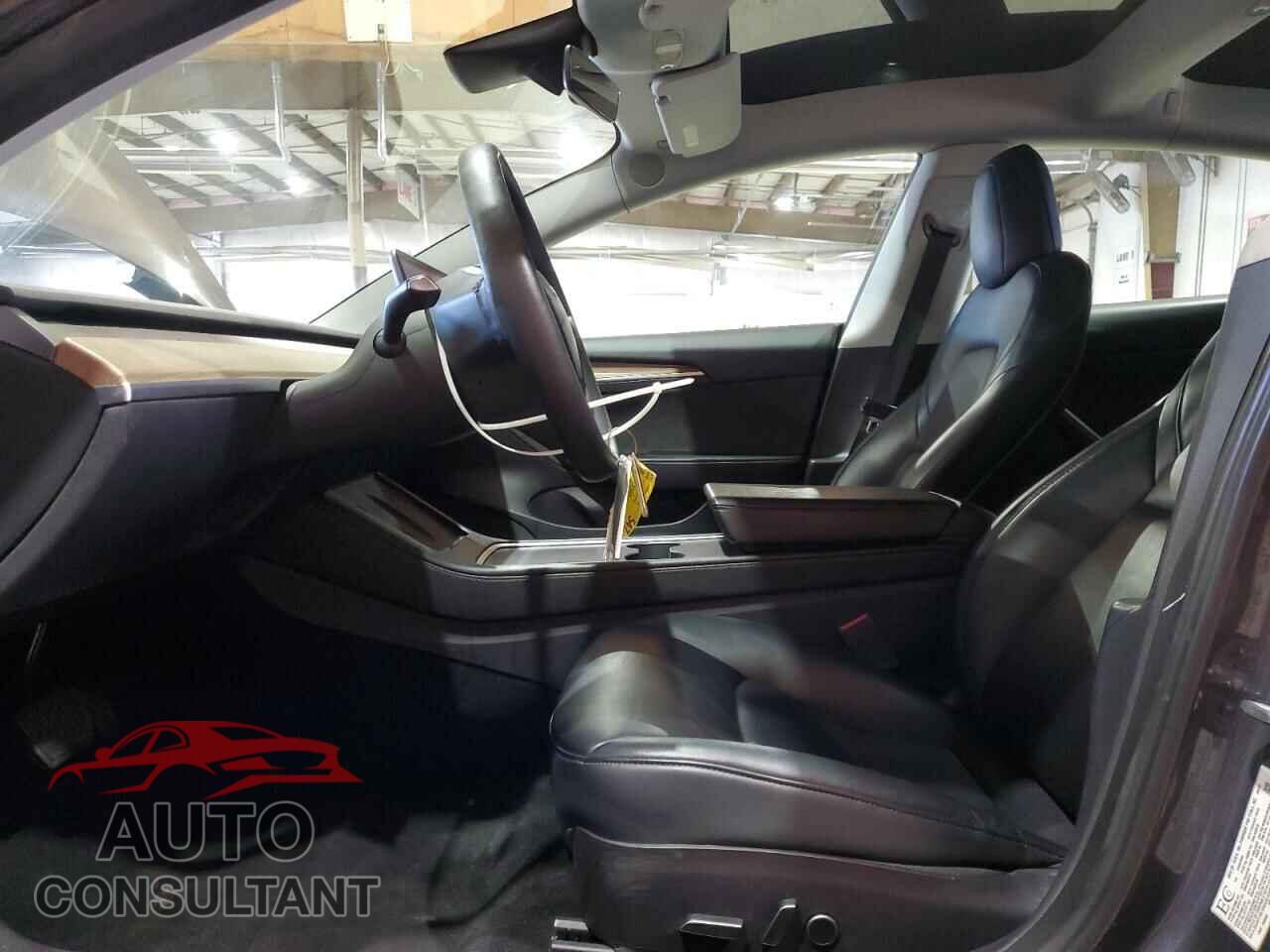 TESLA MODEL 3 2022 - 5YJ3E1EA0NF372145