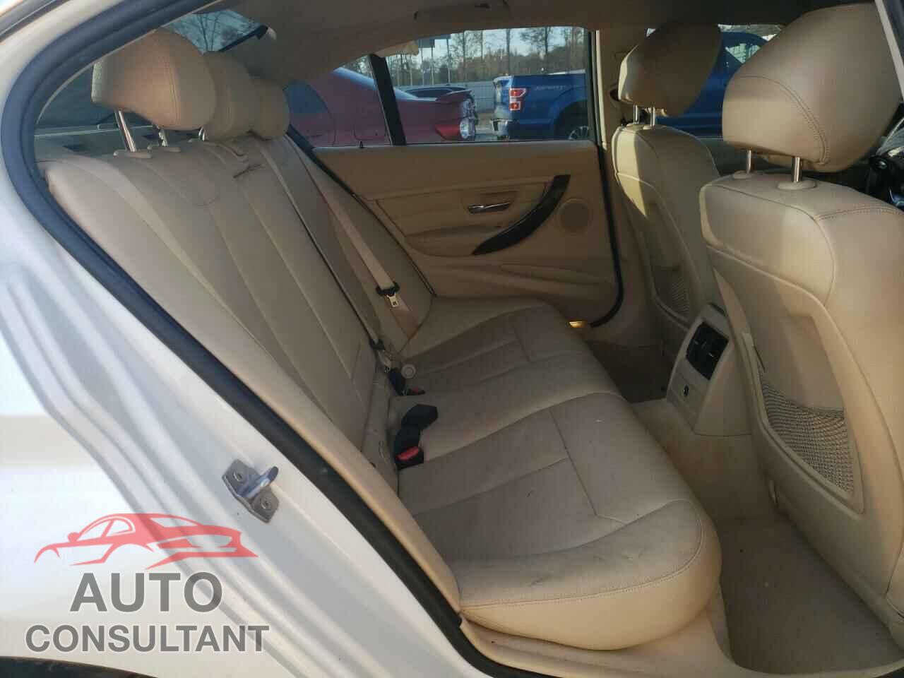 BMW 3 SERIES 2013 - WBA3A9G58DNP37436