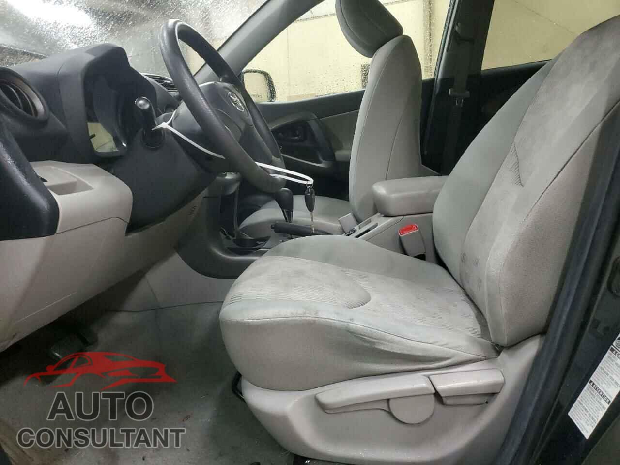 TOYOTA RAV4 2011 - 2T3BF4DV4BW098159