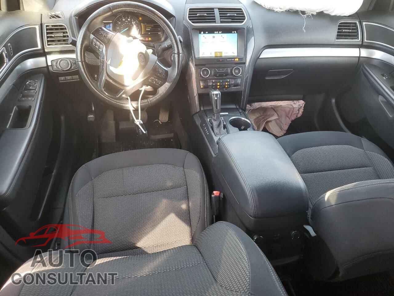 FORD EXPLORER 2017 - 1FM5K8D8XHGE35508