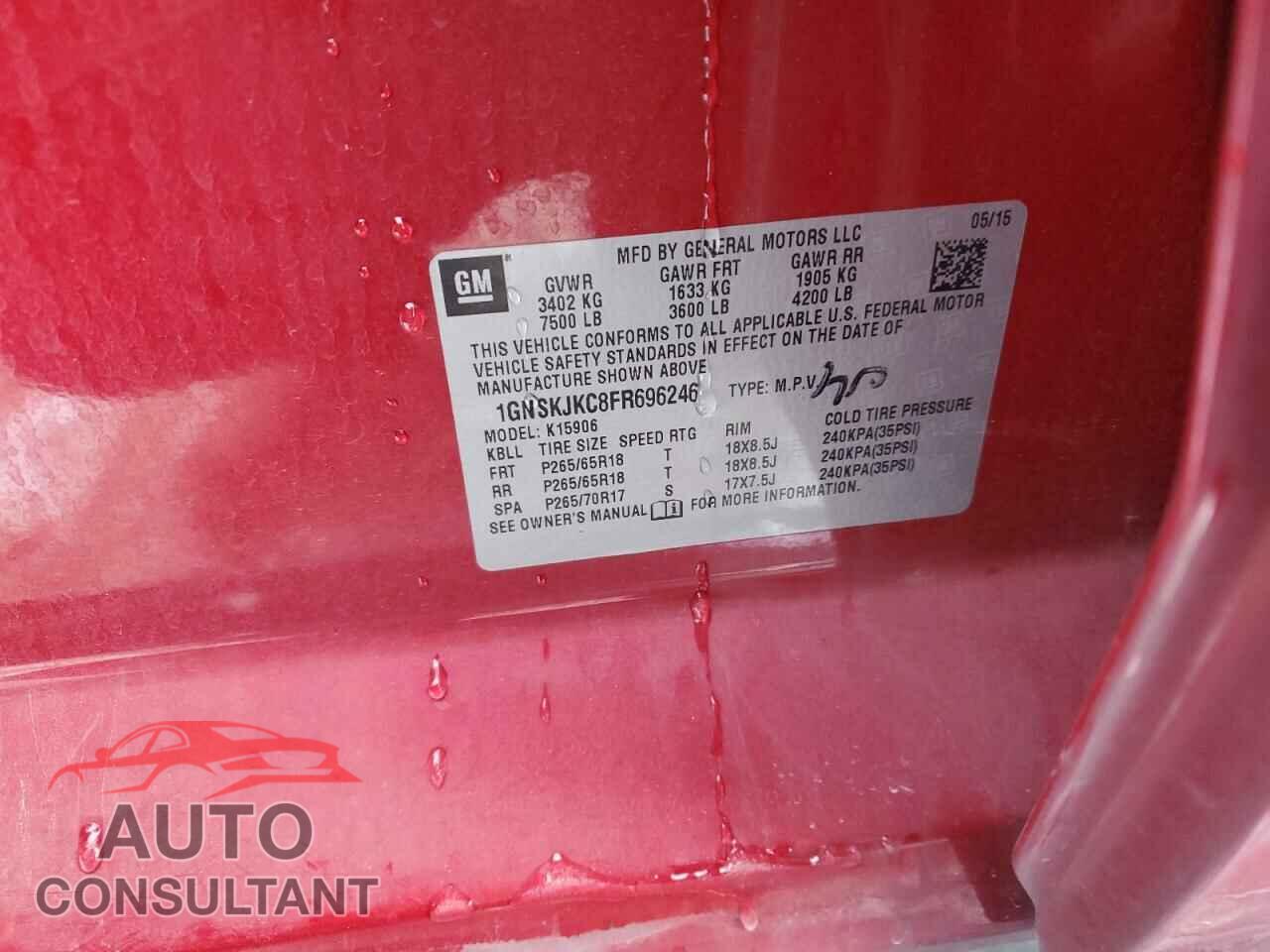 CHEVROLET SUBURBAN 2015 - 1GNSKJKC8FR696246