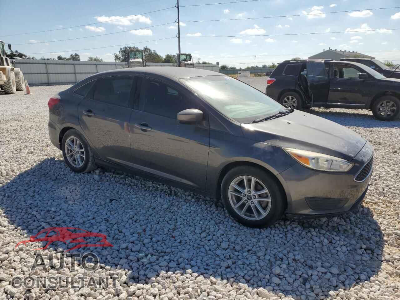 FORD FOCUS 2018 - 1FADP3FE7JL229461